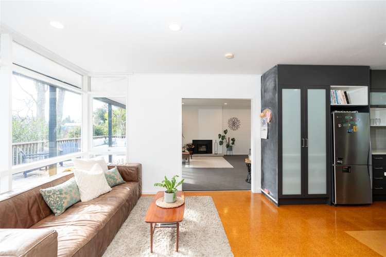 24 Tudor Crescent Chedworth_5