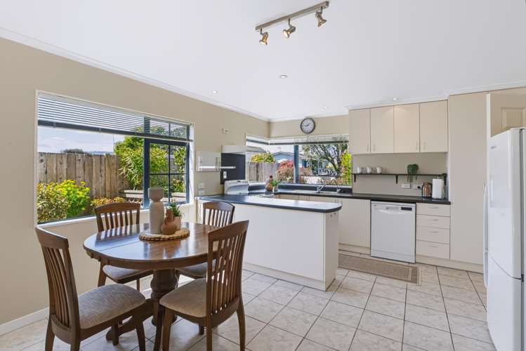 11a Te Kupe Road Paraparaumu Beach_10