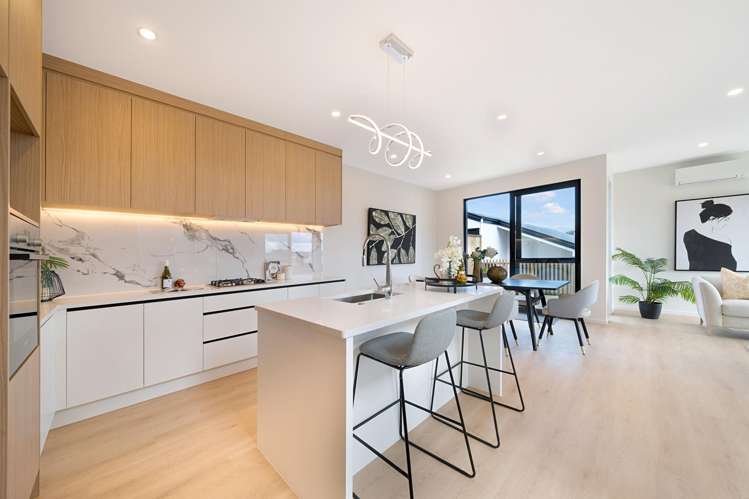 37 Paretao Street Massey_13