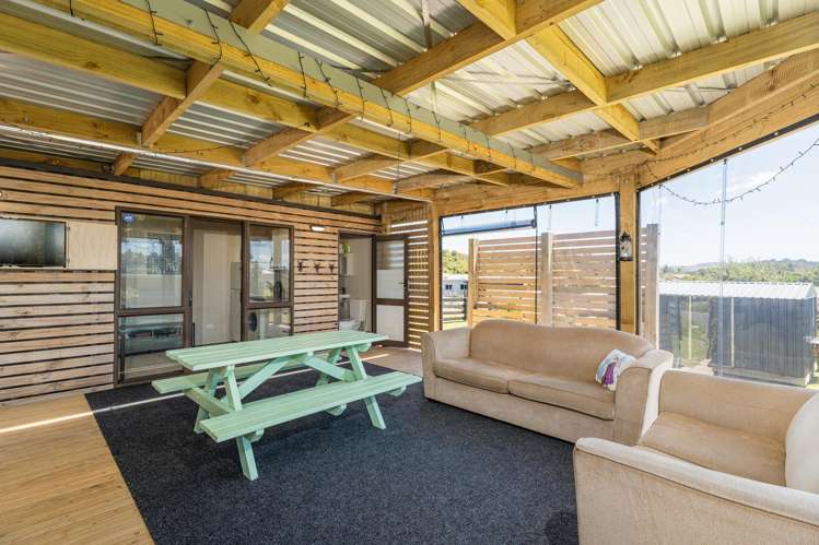 24 Oliver Leighs Drive Cooks Beach_15