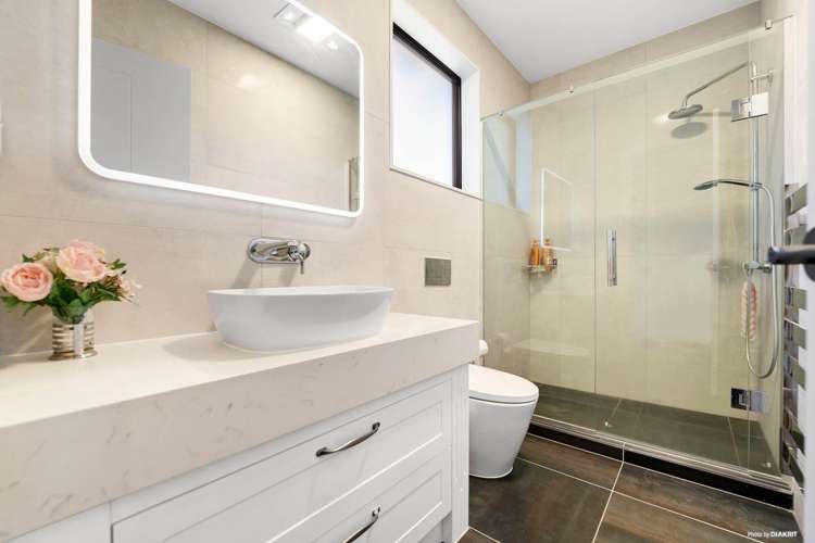 25 Tau Drive Flat Bush_10