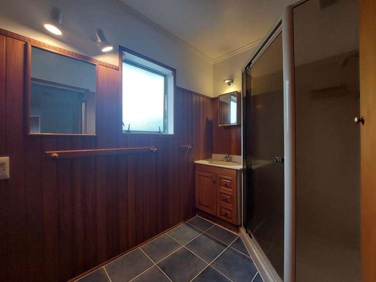 56 Sherwood Avenue Te Atatu South_7