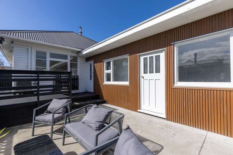 256 Breezes Road Aranui_11