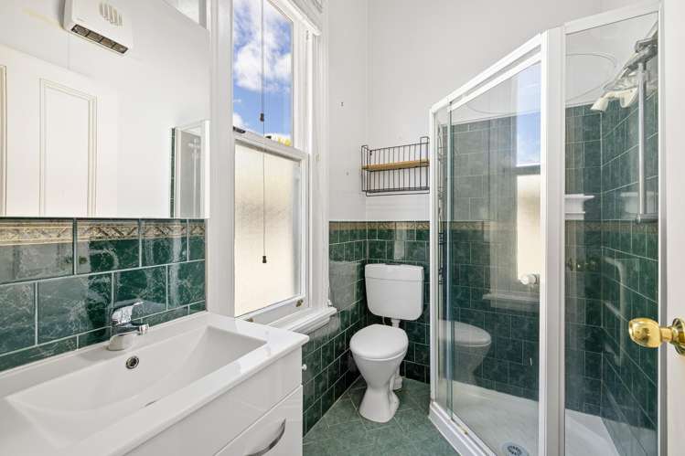 10 Wildberry Street Woolston_10