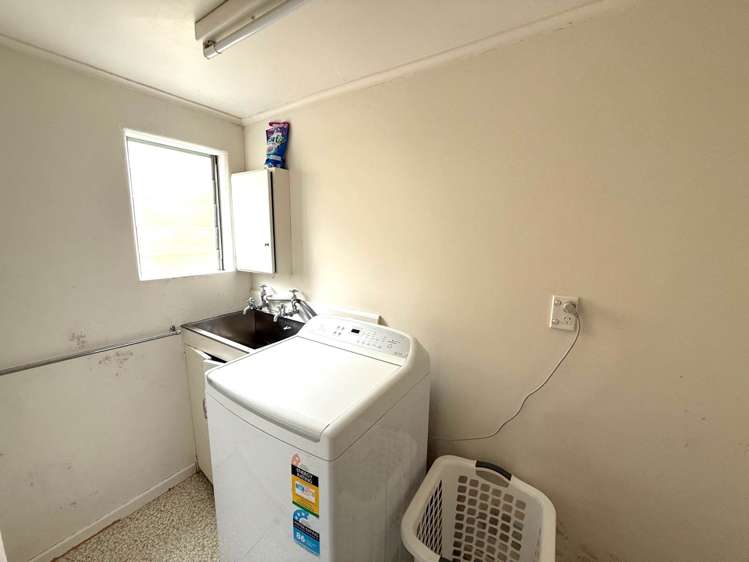 16 Lydia Avenue Northcote_11