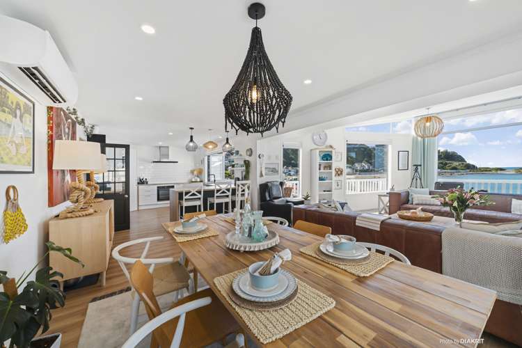 68 Owhiro Bay Parade Owhiro Bay_4