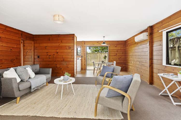 41 Akaroa Drive Maupuia_6