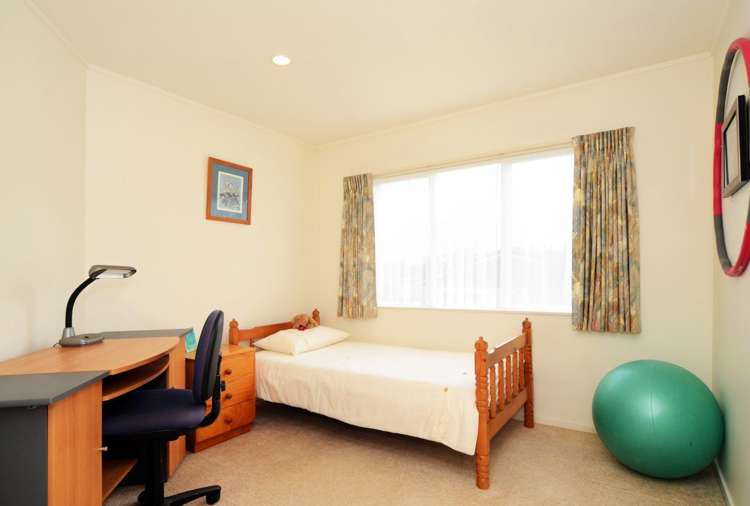 1/57 Woodglen Road Glen Eden_5