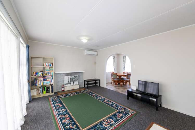 61 Whitby Crescent Flaxmere_6