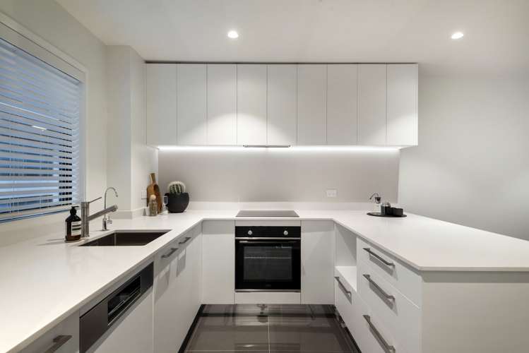 20/8 Dock Street Auckland Central_5