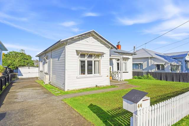 44 Maxwell Avenue Durie Hill_1
