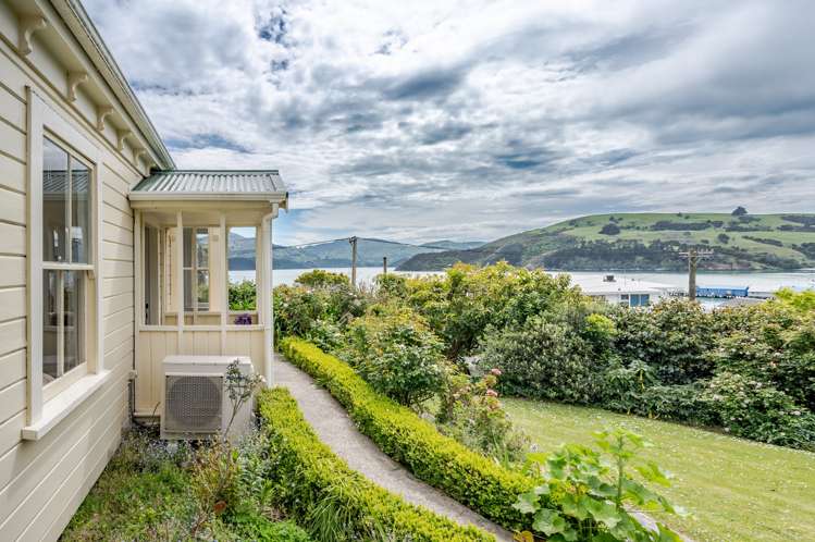 16 Aubrey Street South Akaroa_22