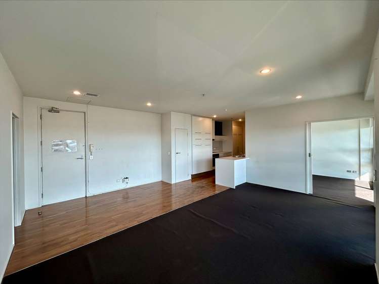608/2 Beach Road Auckland Central_5