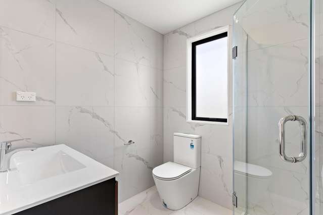 1/17 Henwood Road Mangere East_3