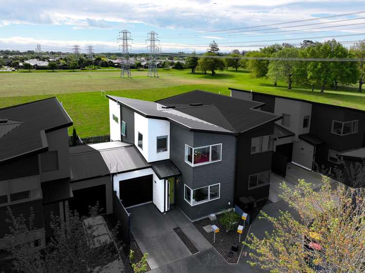 32 Menin Gate Crescent Broomfield_22
