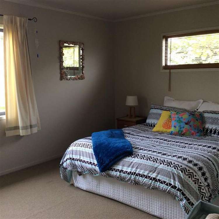 138 The Fairway Matarangi_7