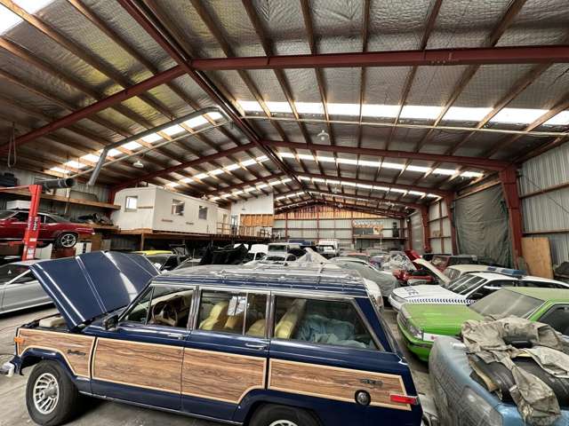 186 McLeod Road Te Atatu South_4
