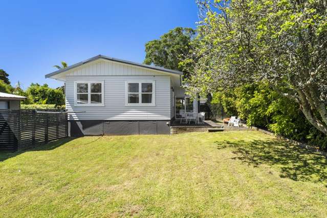 24 Sunray Avenue Titirangi_4