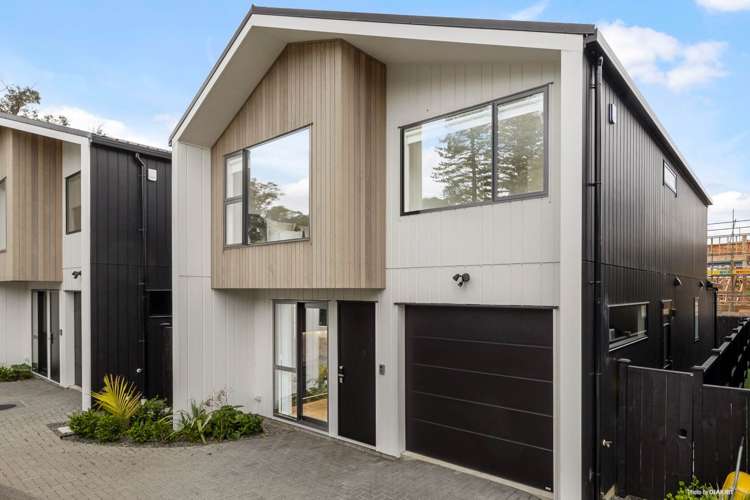 16C Withiel Drive Epsom_1