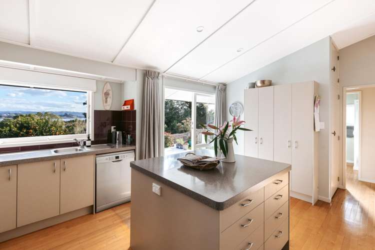 58 Hall Road Matua_14