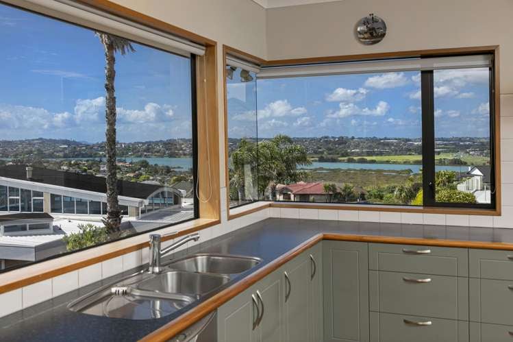 10 Ashburn Close Orewa_15