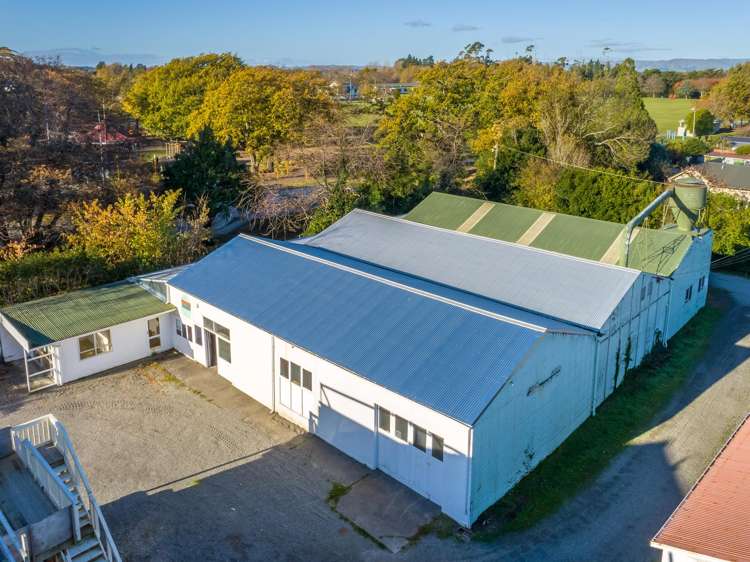 149 High Street South Carterton_2