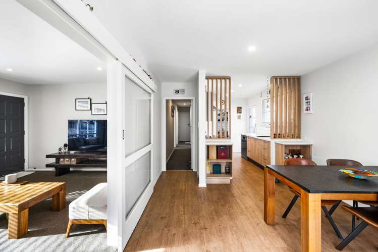 2/385 Withells Road_0