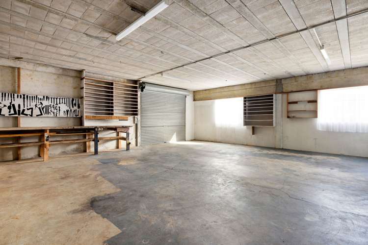 13 Russleigh Drive Dinsdale_21