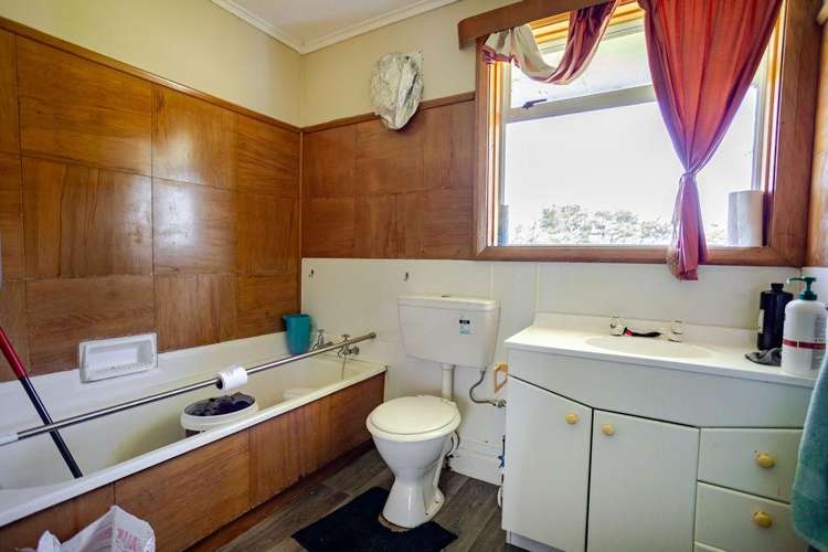 61 Church Road Dannevirke_20