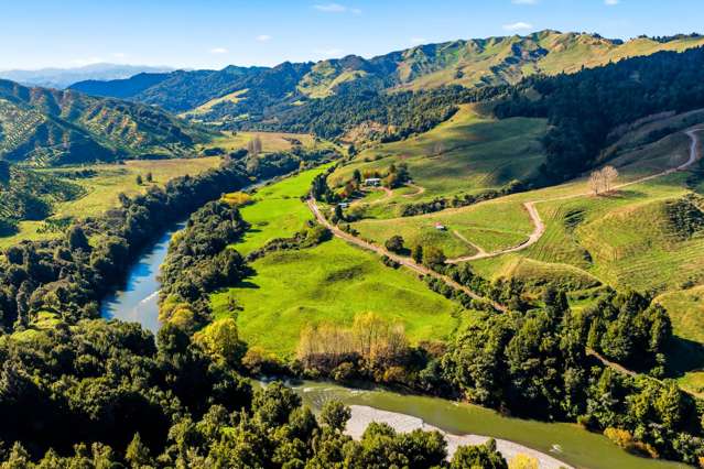 Lifestyle, land & river access