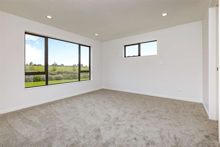 1 Hutukawa Drive Beachlands_24