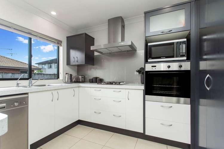 11 Aberdeen Crescent Wattle Downs_5