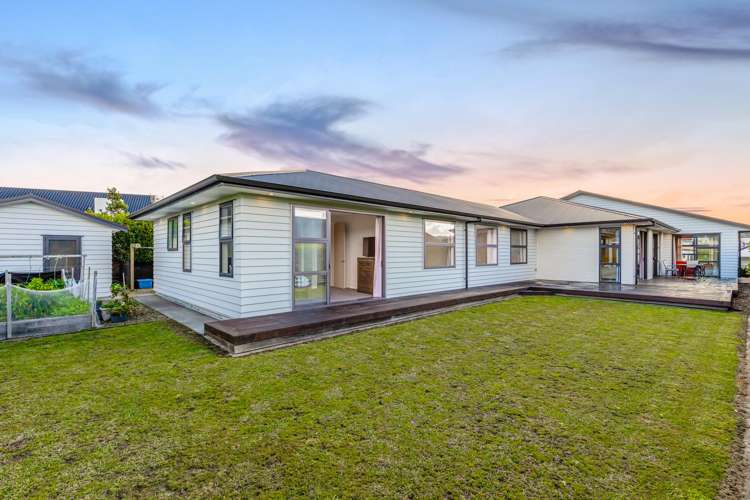 78 Riverhead Point Drive Riverhead_22