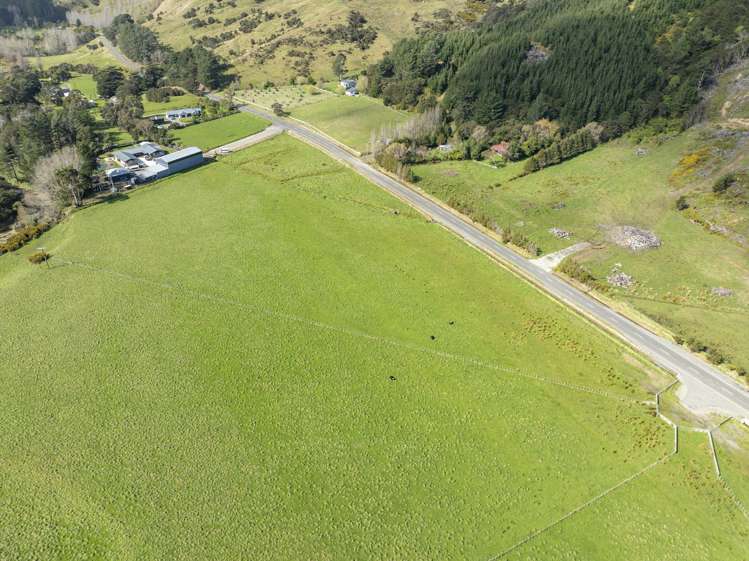 Lot Lot 1 and 4/5676 Masterton Castlepoint Road Castlepoint_6