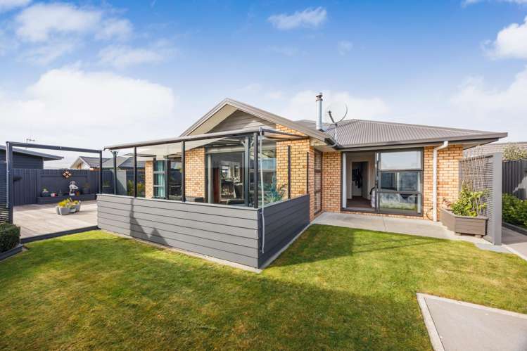 12 Lorenzo Place Kelvin Grove_1