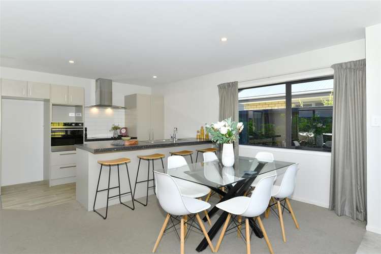 39 Charlbury Drive_3