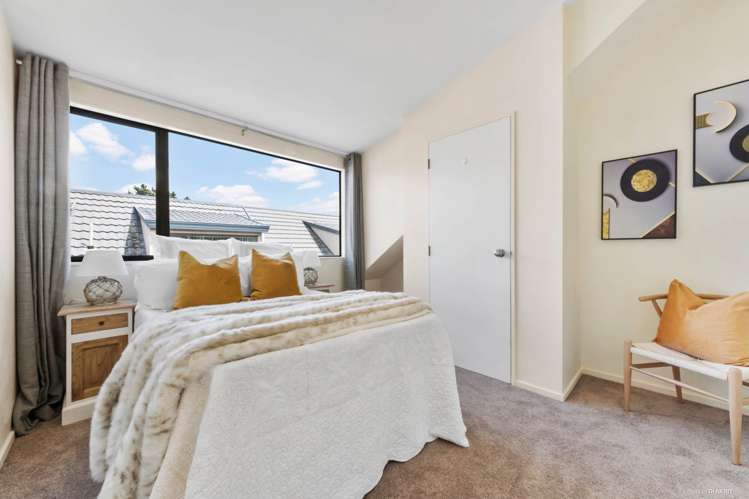 18/1 Melview Place New Lynn_8