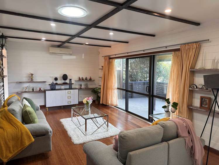 8 Papatahi Place Henderson_23