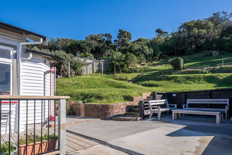 10 Hungerford Road Lyall Bay_2