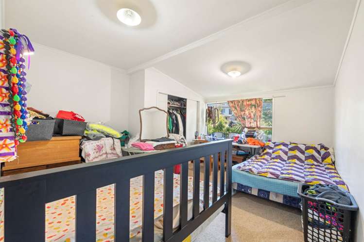 99 Seabrook Avenue New Lynn_9