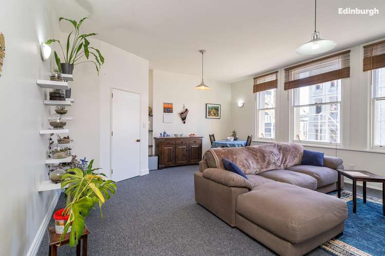 2/31 Dowling Street_0