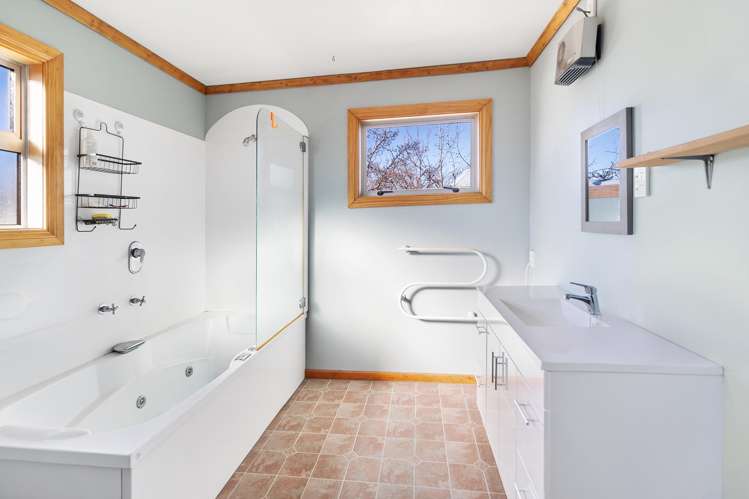 20 Godley Street Twizel_13