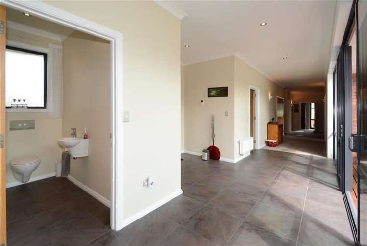 19 Orchard Grove East Taieri_11