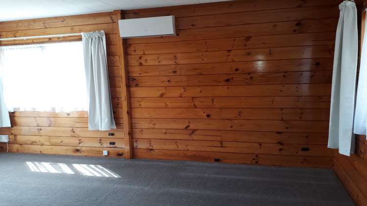 14a Charles Road Hannahs Bay_10