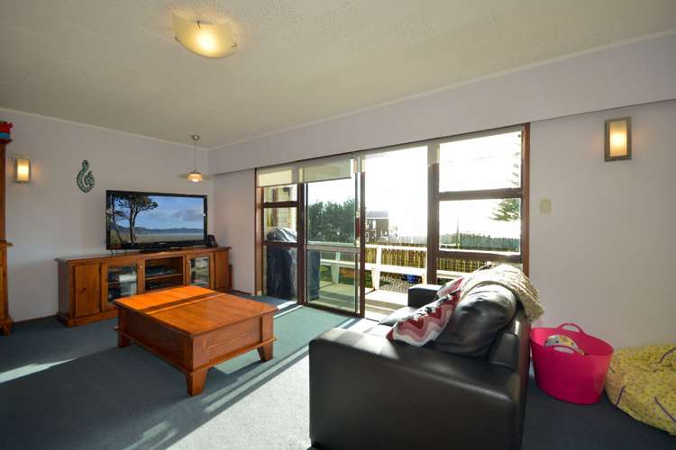28 Kaka Street Ahipara_17