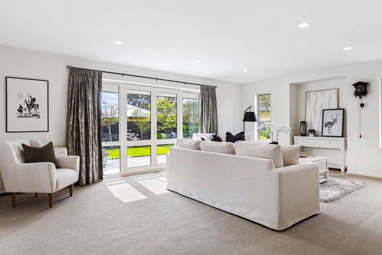 7 Benmore Gardens Harewood_6