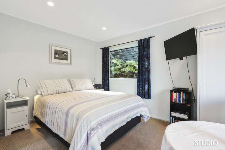 15 Huia Road Titirangi_17