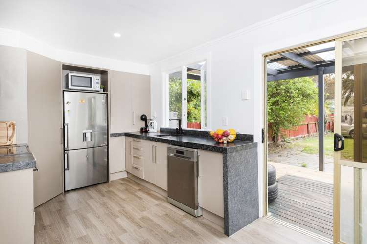 6 Newton Street Outer Kaiti_12