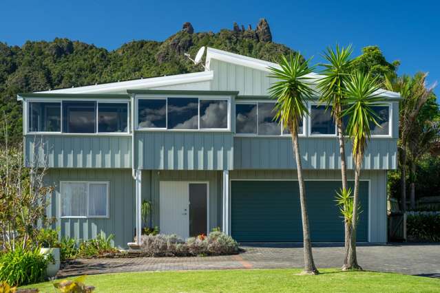 Dual Living with Stunning Water Views