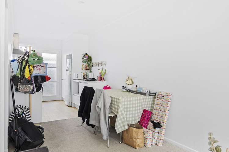 Flat 3/43 Cameron Road_4